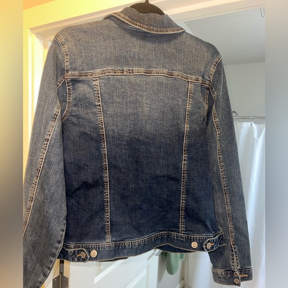 Maurice’s Jean Javket - Picture 2 of 3